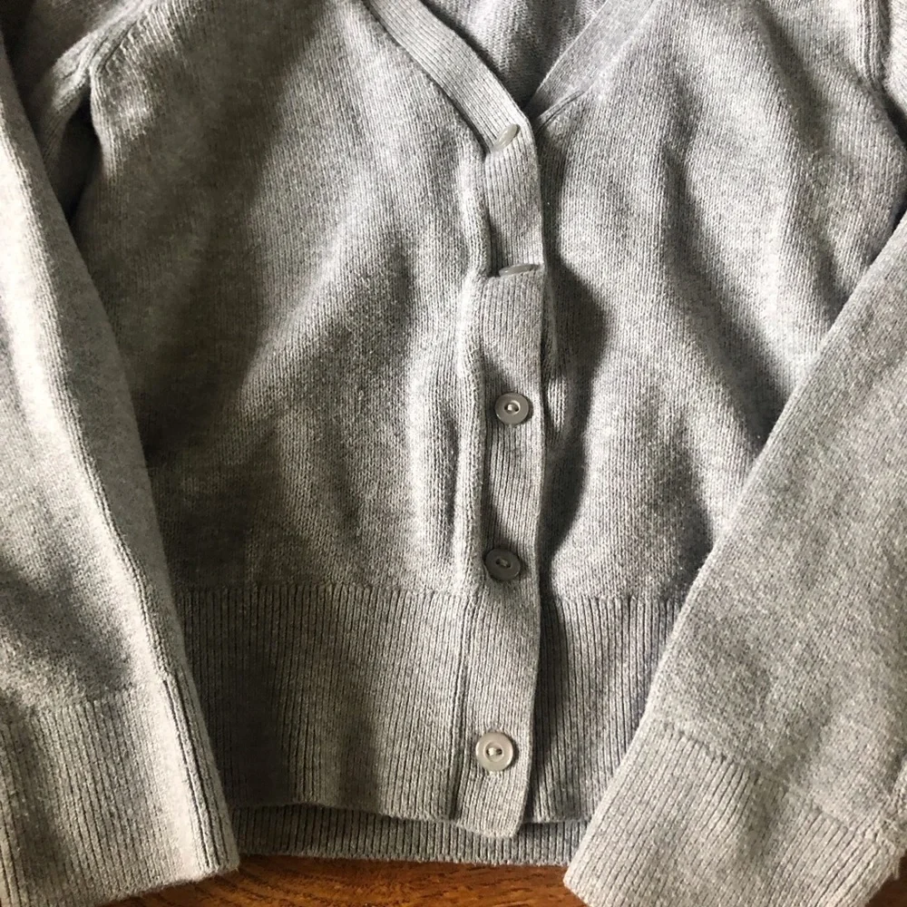 Old Navy Gray Cardigan v neck button down sweater in size S (6-7)
